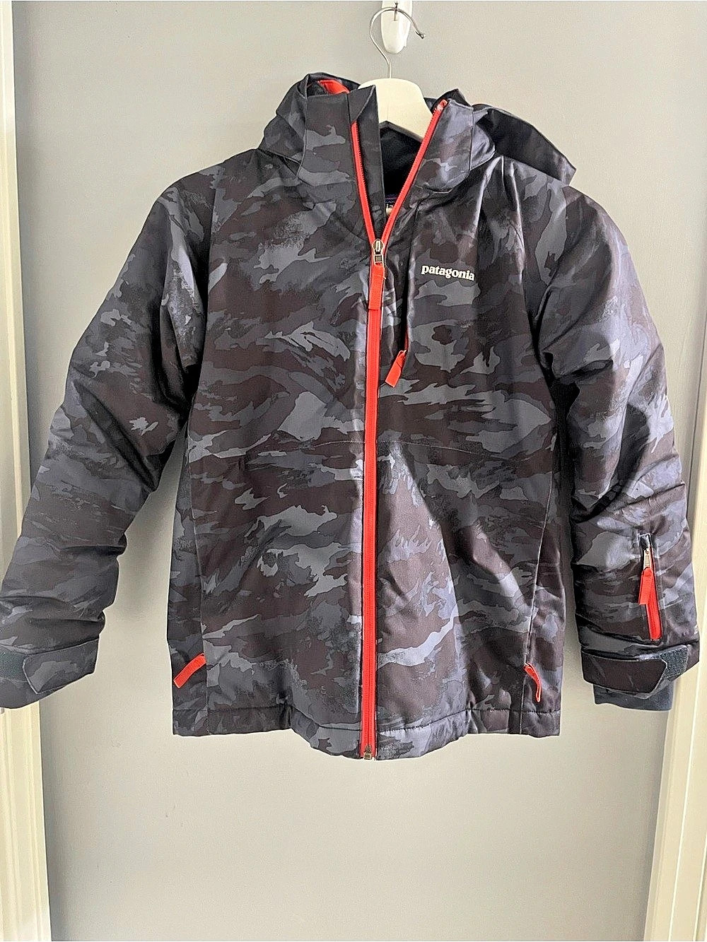 Patagonia Kids' Powder Town Jacket Camo Hooded Puffer